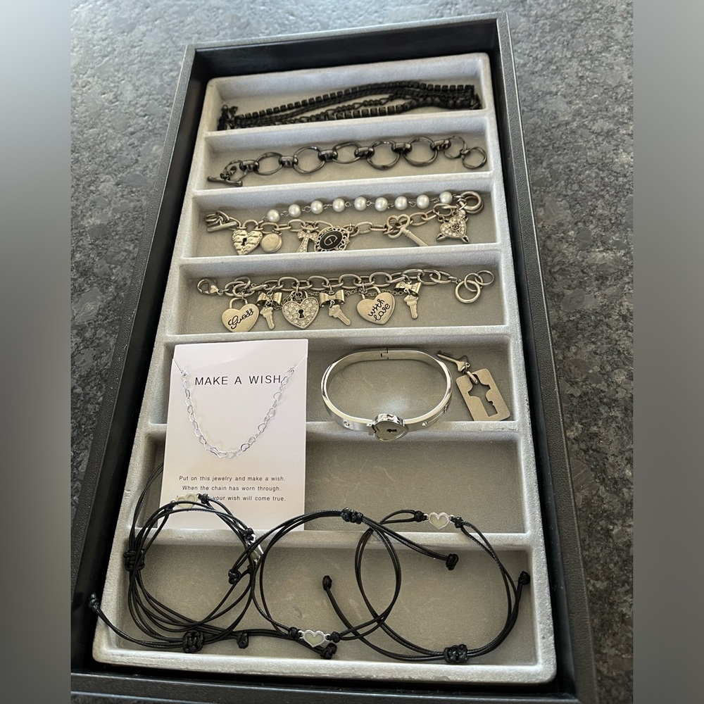 Heart 10 Bracelets silver, black super cute Guess, Make a Wish + - Picture 2 of 9